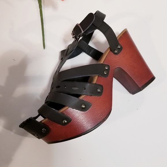 CHASE & CHLOE PLATFORM HEELS SIZE 8 - Picture 3 of 8